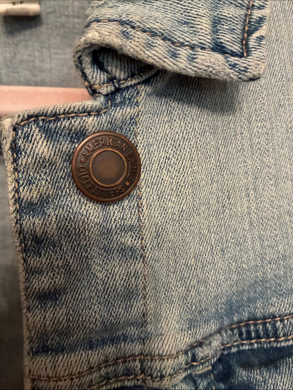 American Eagle Outfitters Light Wash Denim Vest - Picture 5 of 6